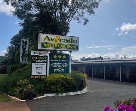 Avocado Motor Inn