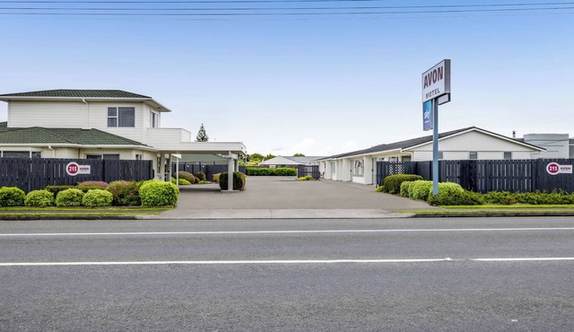 Avon Motel