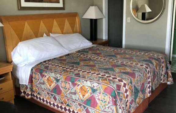 Avon Motel