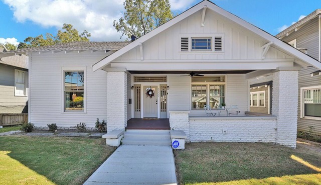 Avondale Charmer-Comfort & Style