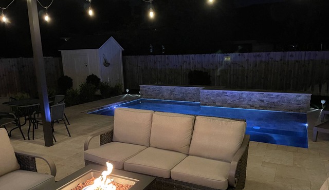 Avondale Retreat-Private Home with Heated Pool