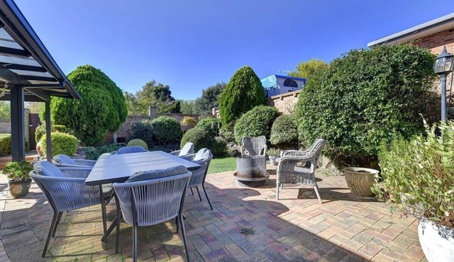 Avonlea | Spectacular Family Home, Firepit