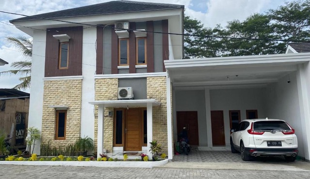 AW Lor House - Yogyakarta