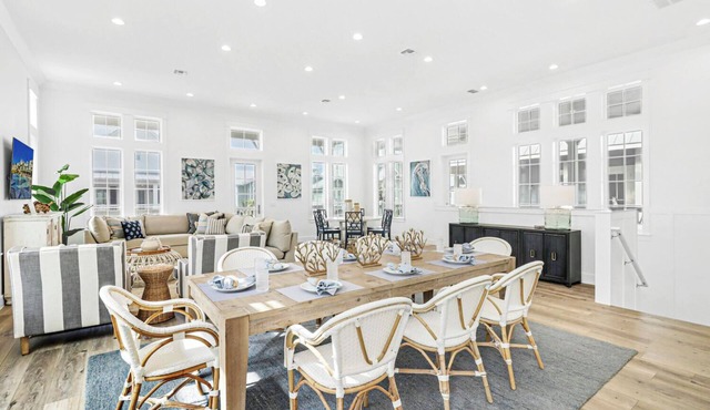 Award-Winning Designer Home@Cinnamon Shore w/Outdoor Lounge+Amenities!