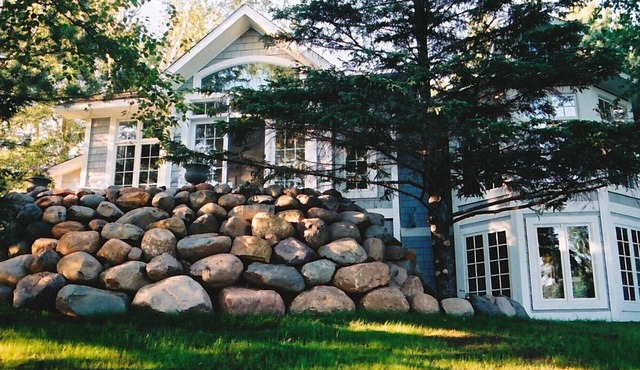 Award Winning Home On Nelson Lake ~ 400 Feet Of Private Lakeshore!