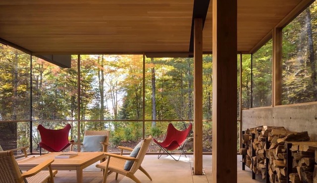 Award-winning lakeside cabin on 99 acres with private trails