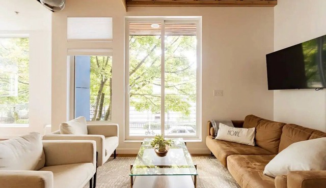 Award-winning Urban Eco Loft in Central Seattle