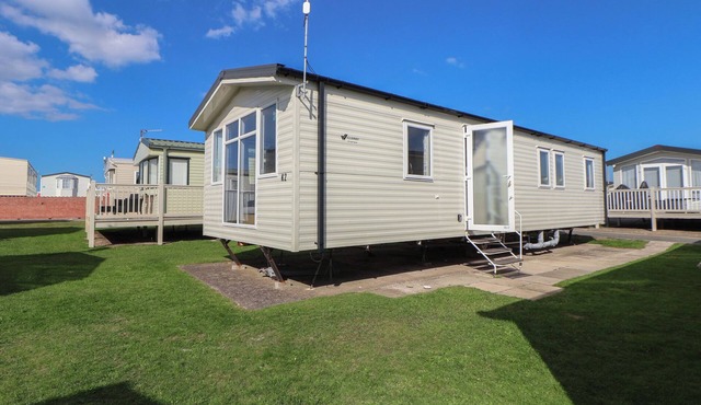AWAY RESORTS - GOLDEN SANDS HOLIDAY PARK, K in Kinmel Bay