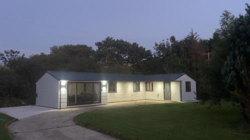 Awel Y Trydan Cottage