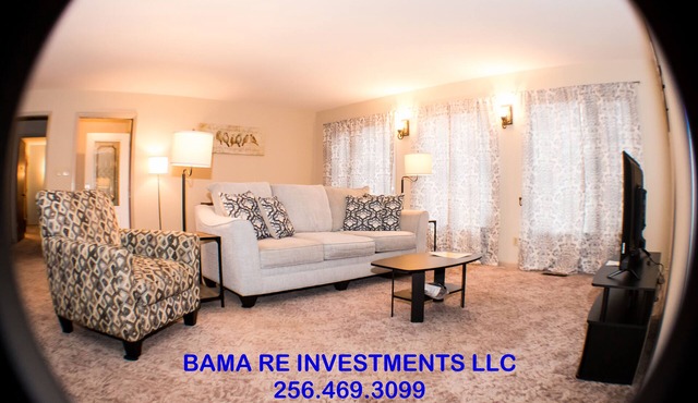 AWESOME 2BR-2Bath Hartselle Home - private bathrooms - DITCH THE HOTEL