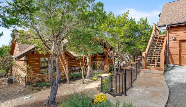 Awesome 3BR/2BA Cottage at Hollows Resort, Beach Club, Marina, Pools, Fitness (Pet Friendly)