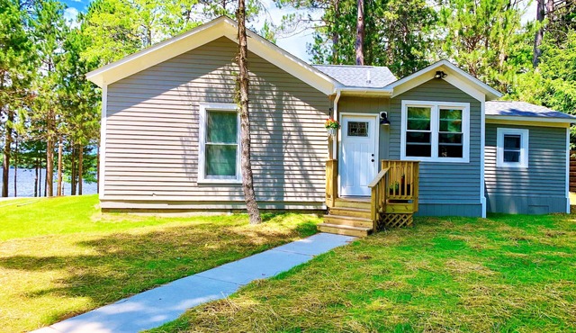 Awesome 4bdrm 2 bath Lake house-Eagle River Chain- Catfish Lake