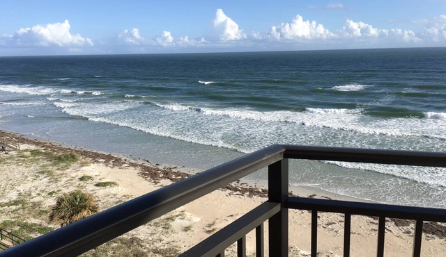 Awesome 6th Story View Of The Ocean, Pool And Beach