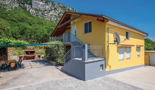 Awesome apartment in Bribir with WiFi