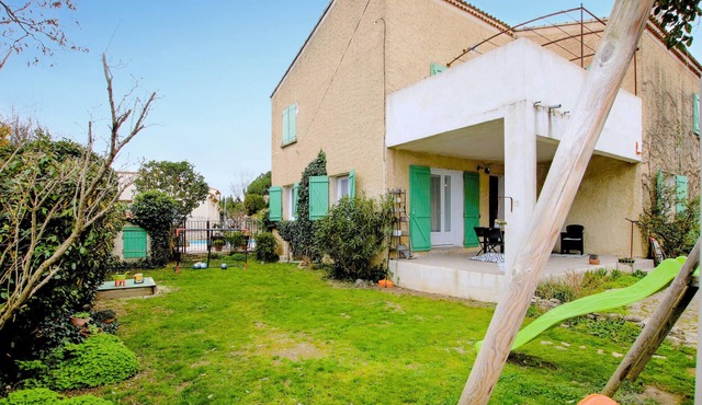 Awesome apartment in Carpentras