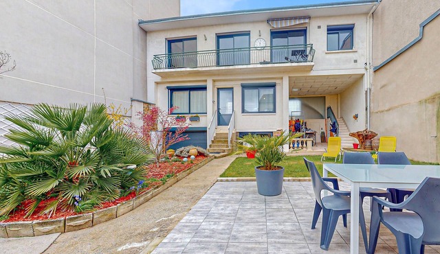 Awesome apartment in Limoges with WiFi