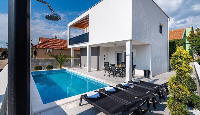 Awesome apartment in Obrovac