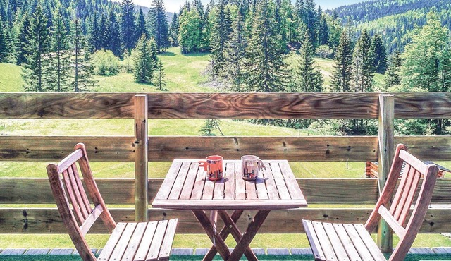 Awesome apartment in Premanon