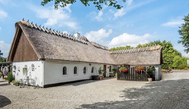 Awesome apartment in Tommerup with house a panoramic view