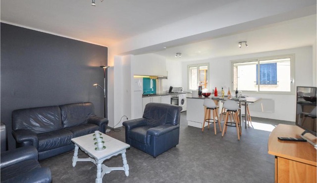 Awesome apartment in Vinça w/ 2 Bedrooms