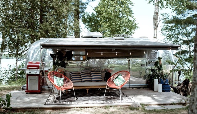 Awesome Caravan Rental with Grill and Fire Pit on Lake Bernard, Ontario