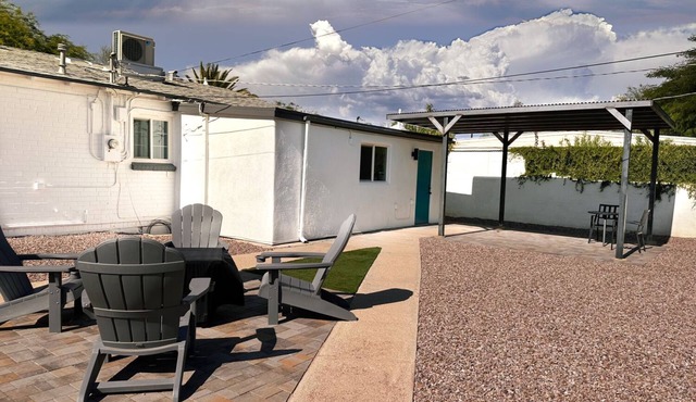 Awesome Casita centrally located in quiet historic district