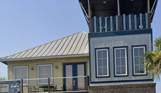 Awesome condo in The Marina. At Port St. Joe. n Bay views, exciting night life