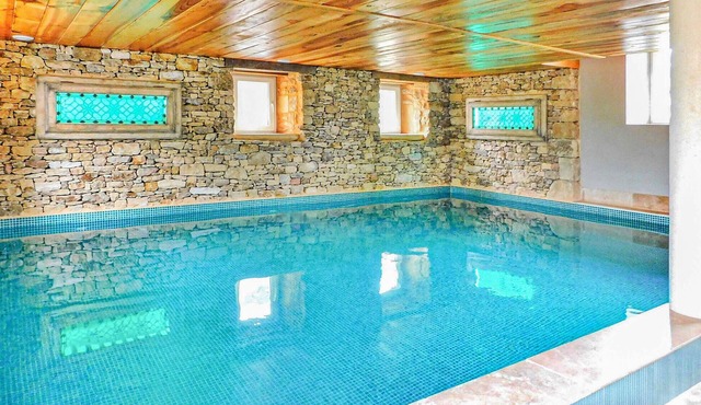 Awesome home in La Chapelle-Aubareil