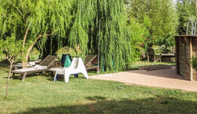 Awesome home in Salon de Provence