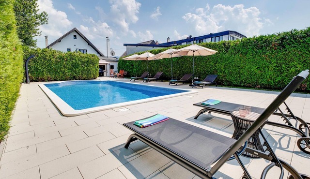 Awesome home in Stubicke Toplice