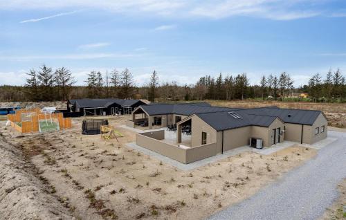 Awesome Home In Ålbæk With Wifi