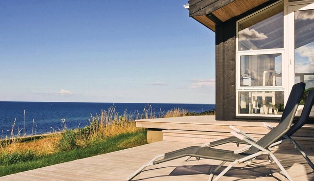 Awesome home in Allingåbro with sauna