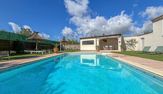 Awesome home in Aramon with outdoor swimming pool