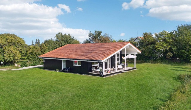 Awesome home in Askeby with sauna