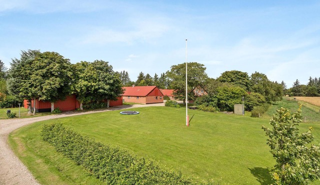 Awesome home in Bedsted Thy