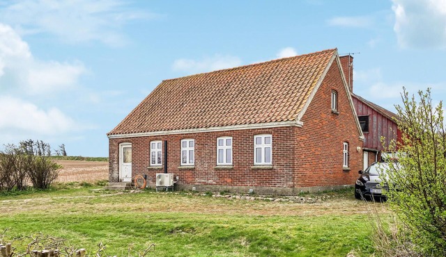 Awesome home in Bedsted Thy