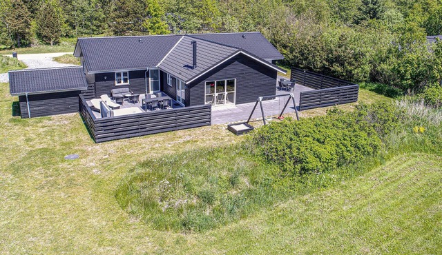 Awesome home in Blåvand with sauna