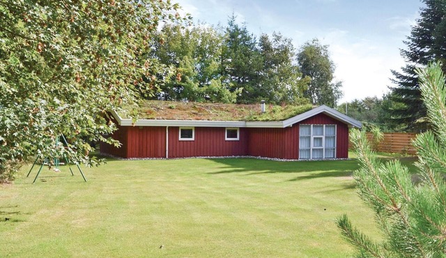 Awesome home in Blokhus with sauna