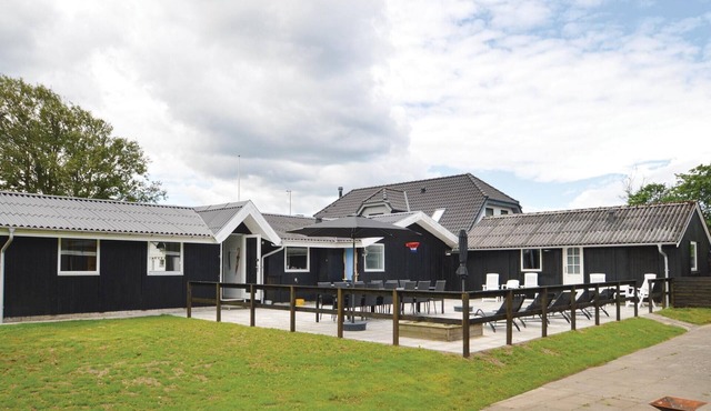 Awesome home in Blokhus with sauna