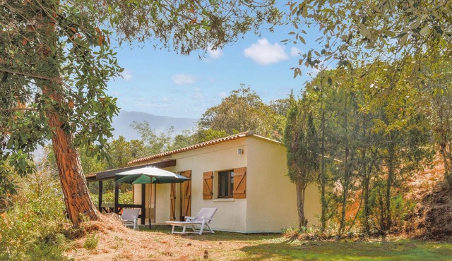 Awesome home in Calcatoggio with WiFi