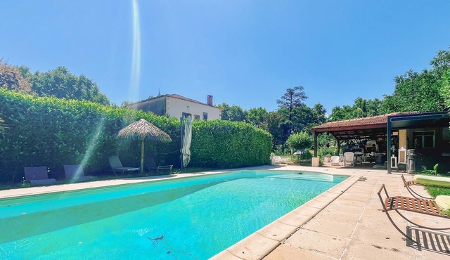 Awesome home in Connaux