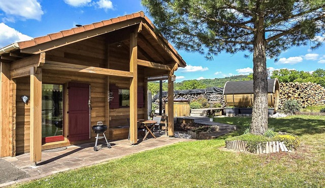 Awesome home in Denipaire with sauna