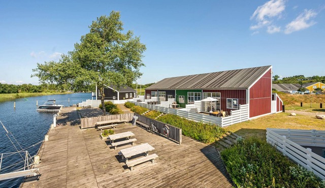 Awesome home in Ebeltoft with sauna