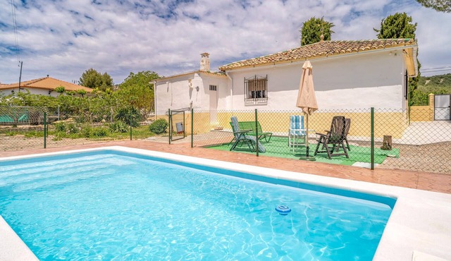 Awesome home in Alcala la Real