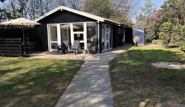 Awesome home in Esbjerg V with 2 Bedrooms, Internet and Sauna