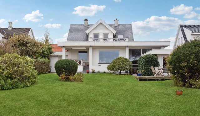 Awesome home in Espergærde