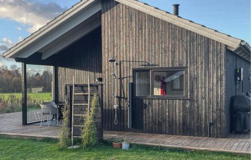 Awesome Home In Føllenslev With Wifi