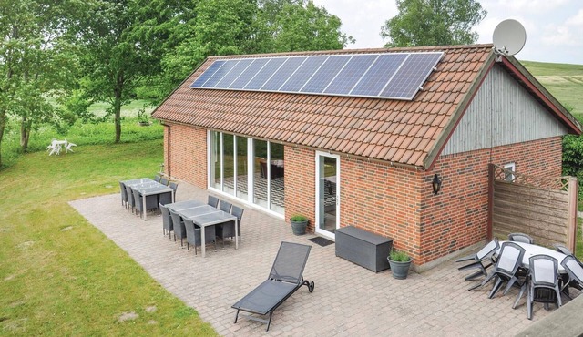 Awesome home in Faaborg with sauna