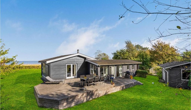 Awesome Home In Gørlev