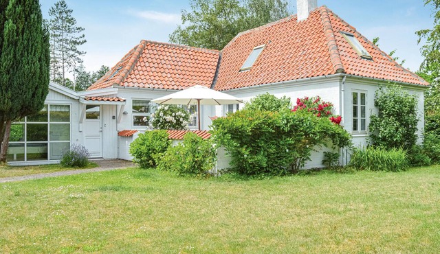 Awesome home in Gilleleje with WiFi